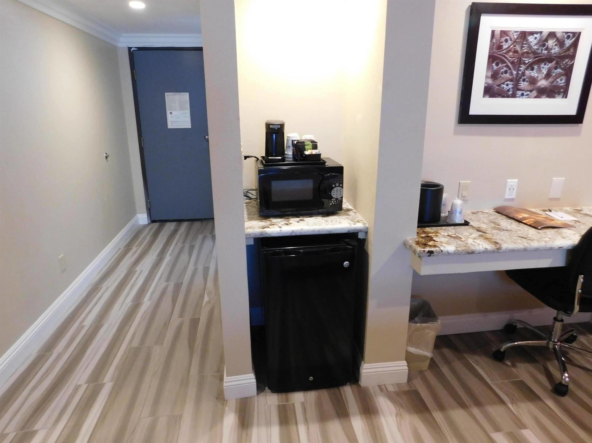 Best Western Plus - Anaheim Orange County Hotel Placentia Extérieur photo